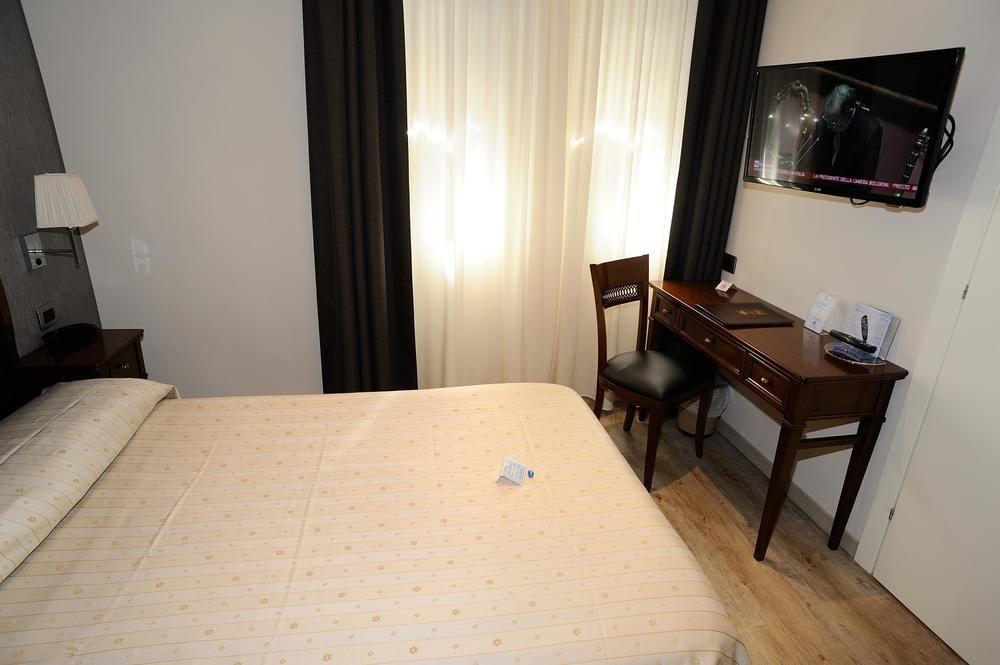 Hotel Astoria Rapallo Esterno foto