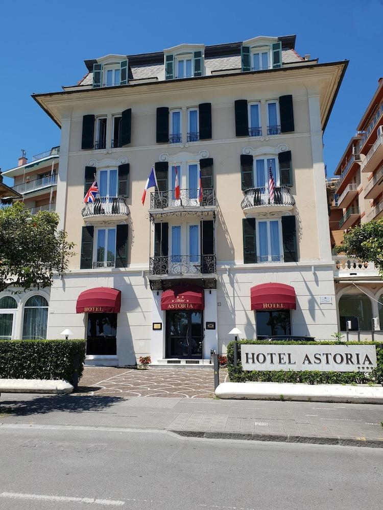 Hotel Astoria Rapallo Esterno foto