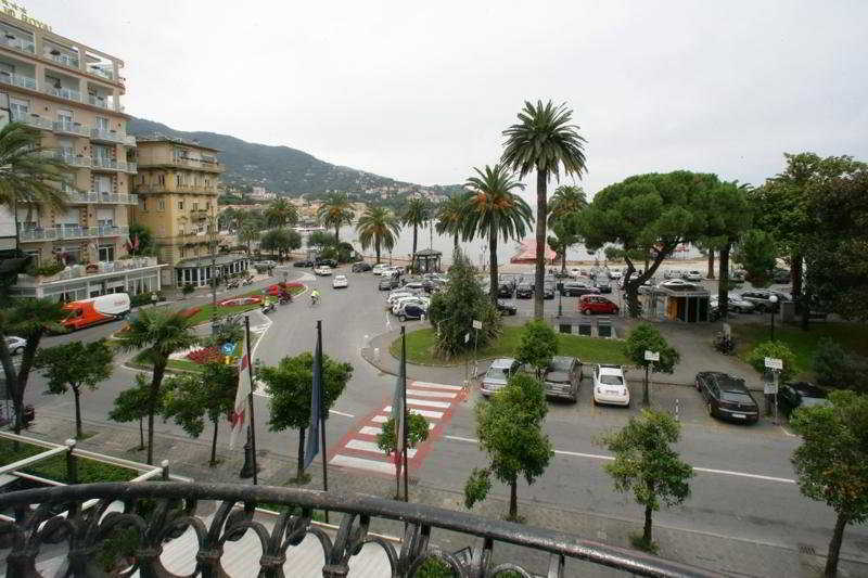 Hotel Astoria Rapallo Esterno foto