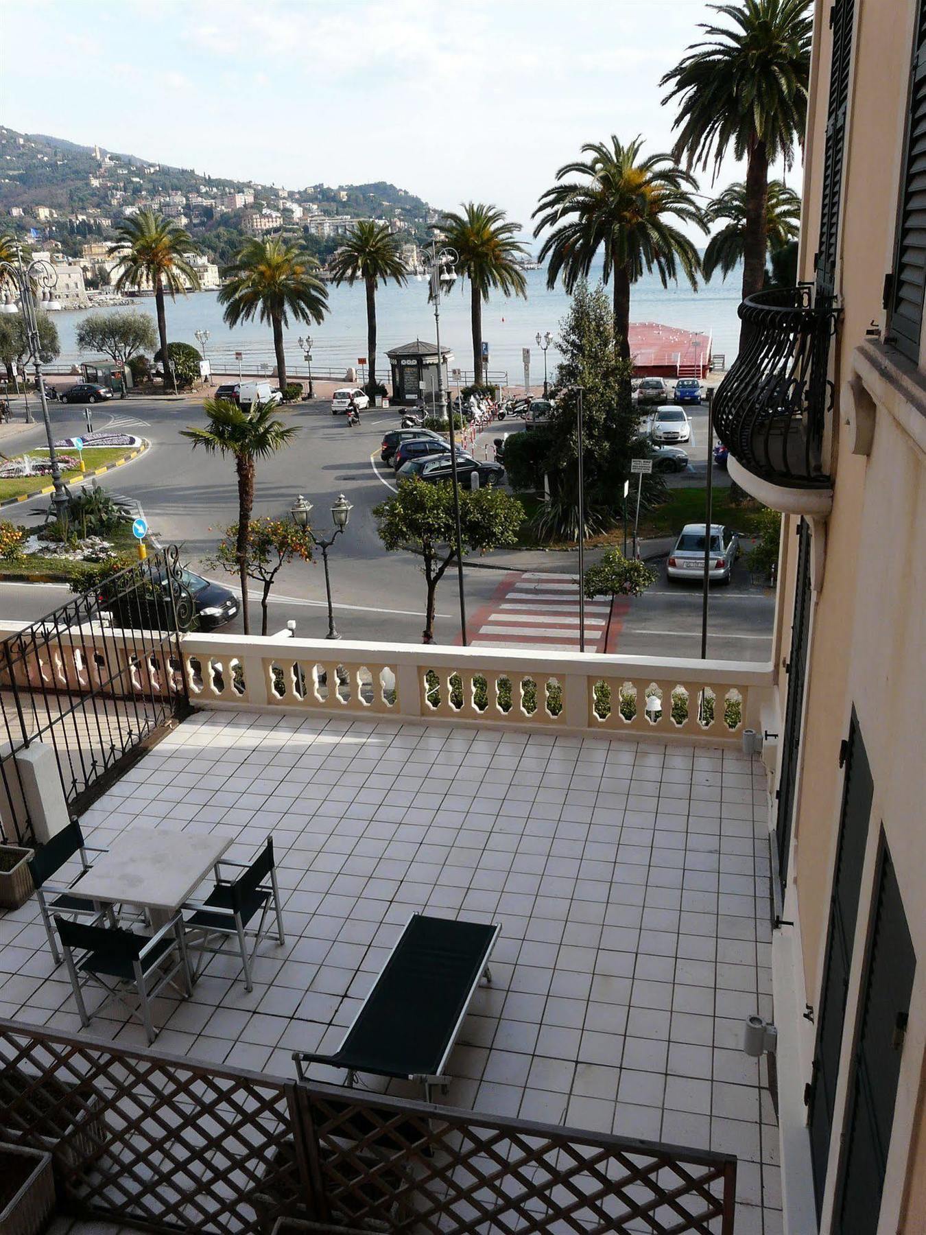 Hotel Astoria Rapallo Esterno foto