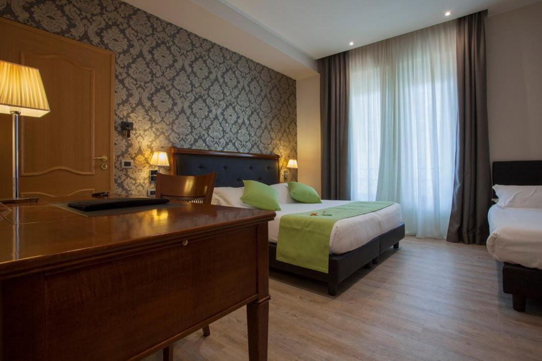 Hotel Astoria Rapallo Esterno foto
