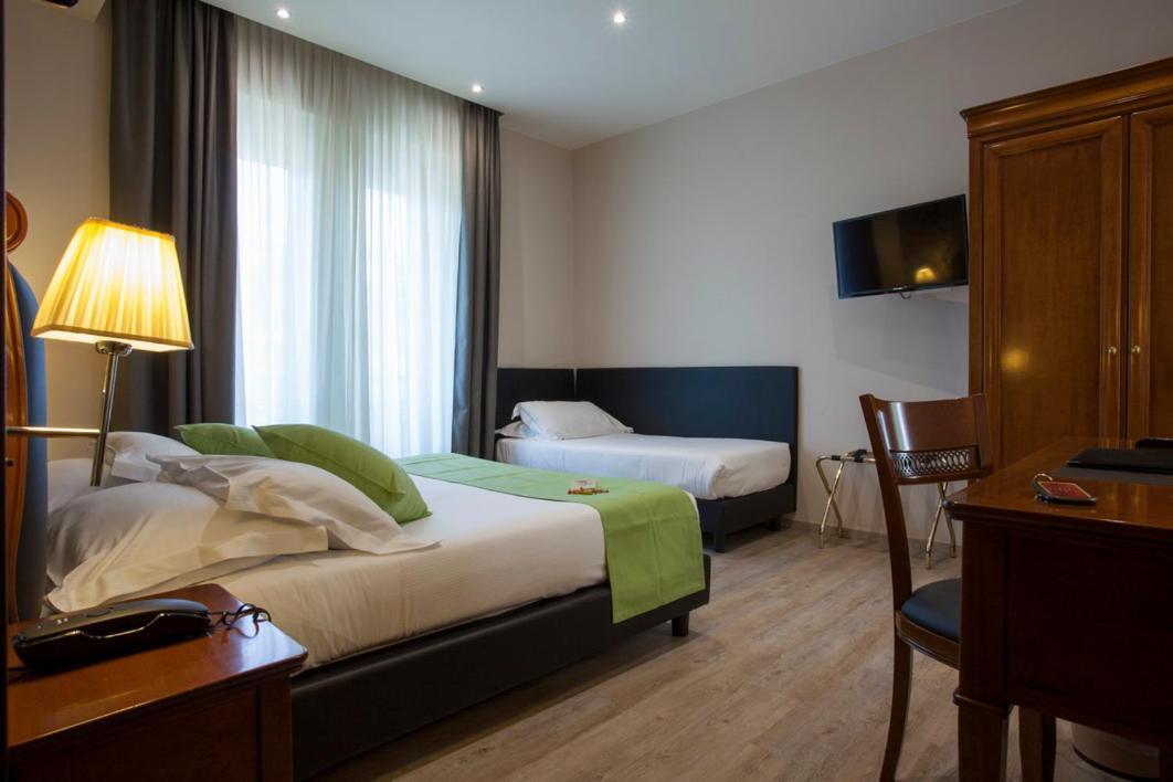 Hotel Astoria Rapallo Esterno foto